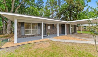 7120 Bienville Dr, Biloxi, MS 39532
