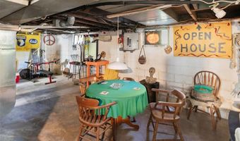 607 Milton Rd, Alton, IL 62002