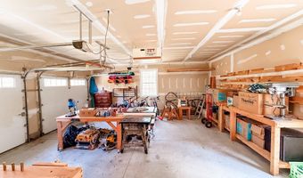 747 Allen Hill Rd, Brooklyn, CT 06234