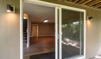 3329 Tally Ho Ln, Madison, WI 53705