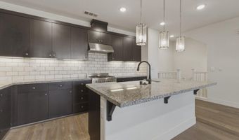 2737 5th St, Alameda, CA 94501