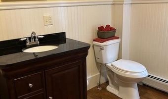 53 Congress St, Belfast, ME 04915