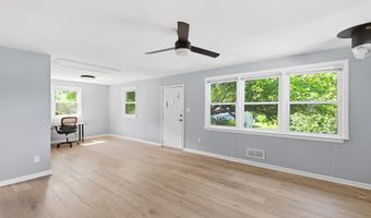 3141 CLAYBORNE Ave, Alexandria, VA 22306