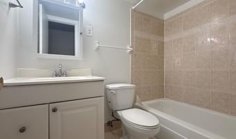 3300 WOODBURN VILLAGE Dr 23, Annandale, VA 22003