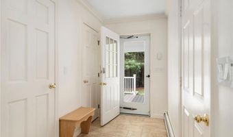 215 Watch Hill Dr, East Greenwich, RI 02818