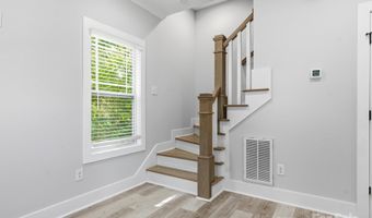 1644 Eastway Dr, Charlotte, NC 28205