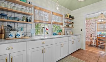 805 N Chestnut St, Aberdeen, NC 28315