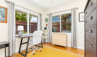811 Maluniu Ave, Kailua, HI 96734