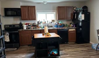 216 W Highland Ave, Ada, OH 45810