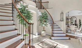 20 Red Brook Xing, Lincoln, RI 02865