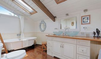 1073 Nanihoku Pl, Haiku, HI 96708
