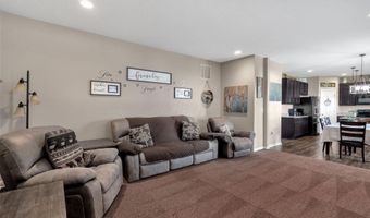 7 Burroughs Dr, Ashville, OH 43103