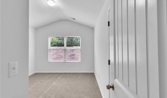 1099 Sandy Bank Ct, Auburn, GA 30011