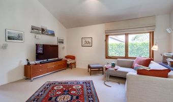 1015 Via Mil Cumbres, Solana Beach, CA 92075