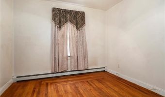 37 Main St, Cumberland, RI 02864
