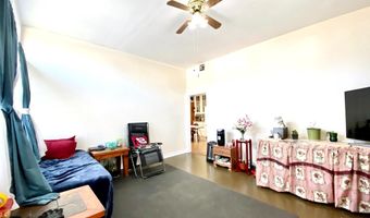 8 COMMONWEALTH Ave, Claymont, DE 19703