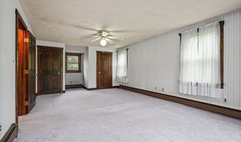 18 Lynn Ellen Dr, Acushnet, MA 02743