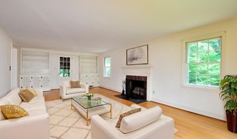 220 Arch Rd, Avon, CT 06001