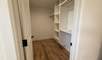 911 S 4th St, Artesia, NM 88210