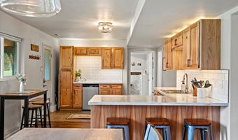 15250 Evergreen Ridge St, Anchorage, AK 99516