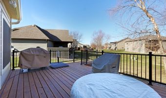 811 NW Boulder Point Pl, Ankeny, IA 50023