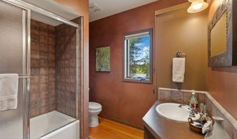 1160 Swan Horseshoe Dr, Bigfork, MT 59911