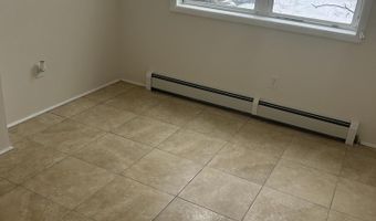 18 Voorhees St 1, Amsterdam, NY 12010