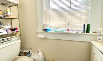 8 COMMONWEALTH Ave, Claymont, DE 19703