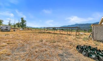 1330 N Mountain Ave, Ashland, OR 97520
