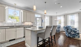 50 Kettle Point Ave 50, East Providence, RI 02914