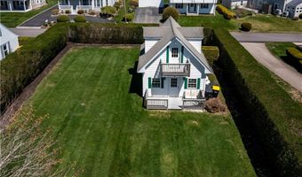 276 Bonnet Point Rd, Narragansett, RI 02882