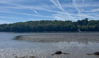 Robbins Road, Belfast, ME 04915