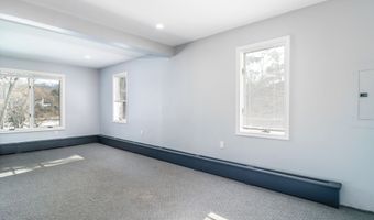 38 N Lake Shore Dr, Brookfield, CT 06804