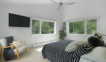 103 Long View Dr, Becket, MA 01223