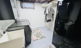 622 NE 23rd Ave, Aberdeen, SD 57401