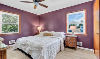 250 Point Pleasant Ave, Bayville, NJ 08721
