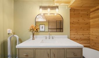 728 S Tracy Ave, Bozeman, MT 59715