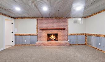 17341 N 158th St, Basehor, KS 66007