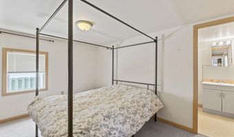 3 Cross St, Augusta, ME 04330