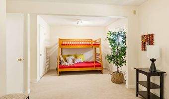 1105 Ivy Ln, Ashland, OR 97520