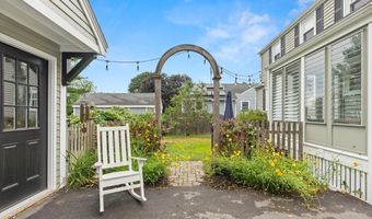 58 Lakeshore Ave, Beverly, MA 01915