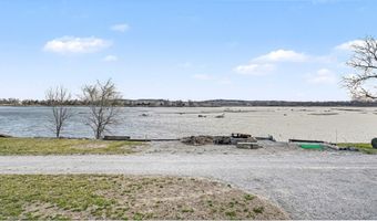 2896 Plattevale Dr, Ashland, NE 68003