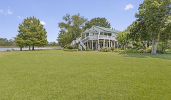 1099 Campbell Dr, Biloxi, MS 39532