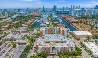 2775 NE 187th St 318, Aventura, FL 33180