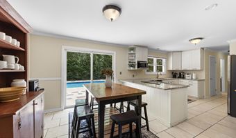 174 Ellisdale Rd, Allentown, NJ 08501