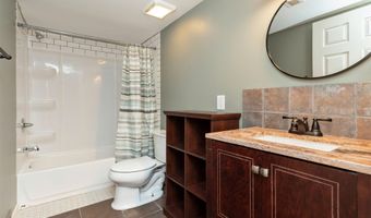 2411 NW Ashland Pkwy, Ankeny, IA 50023