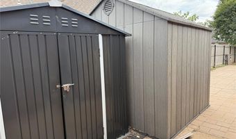 1016 Sheryl Ln, Altus, OK 73521