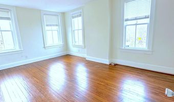 1133 D St NE 2A, Washington, DC 20002