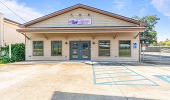 726 Veterans Memorial Dr, Abbeville, LA 70510