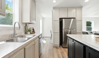 11657 GROUSE Ln, Aurora, OR 97002